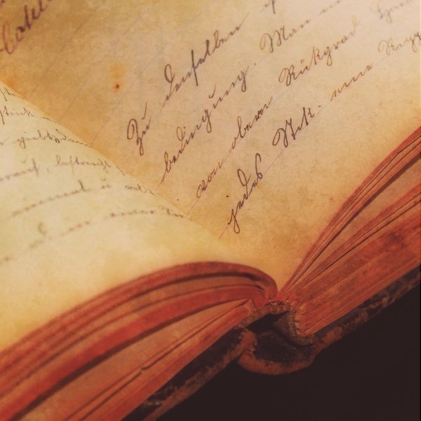 Sophia : la sagesse féminine incarnée que le monde a fragmentée 3 Féminin Sacré Sophia représente une forme d’éveil du féminin sacré, où la spiritualité ne s’oppose plus au corps, mais s’incarne dans chaque dimension de la vie.